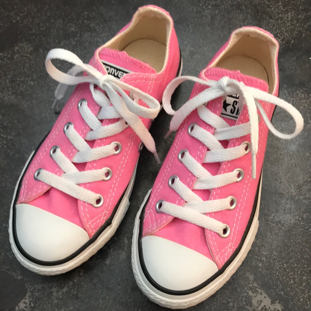 Converse All Star Girls Sneakers Size 12 EUC